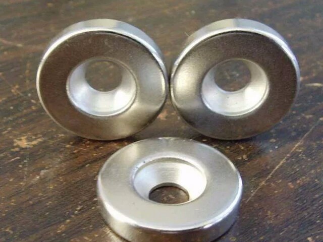 沉頭工具磁鐵